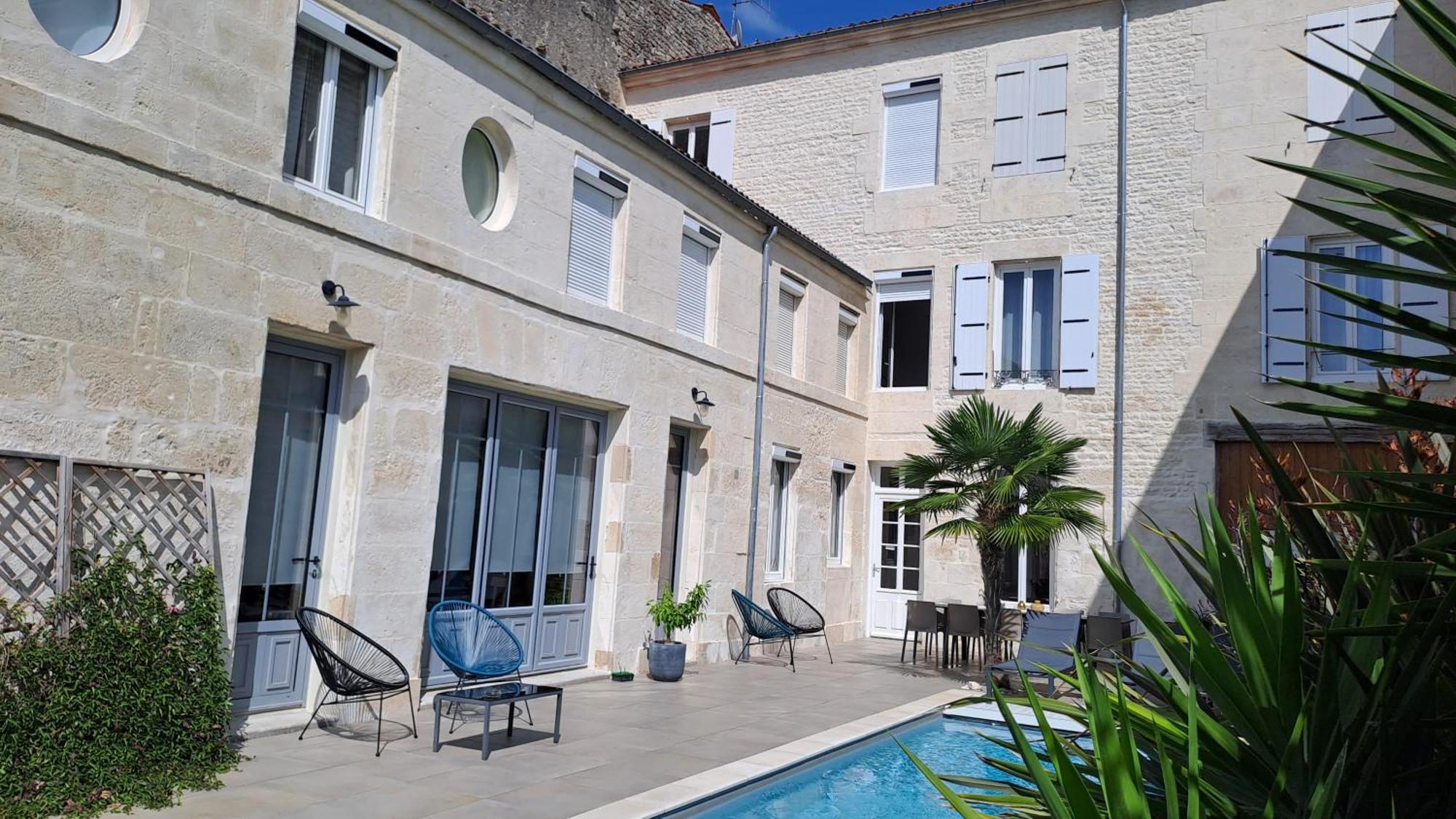 Bed and Breakfast L'Angély Niort Esterno foto
