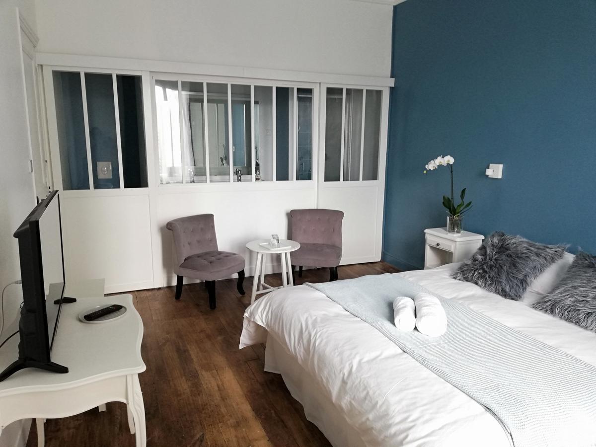 Bed and Breakfast L'Angély Niort Esterno foto