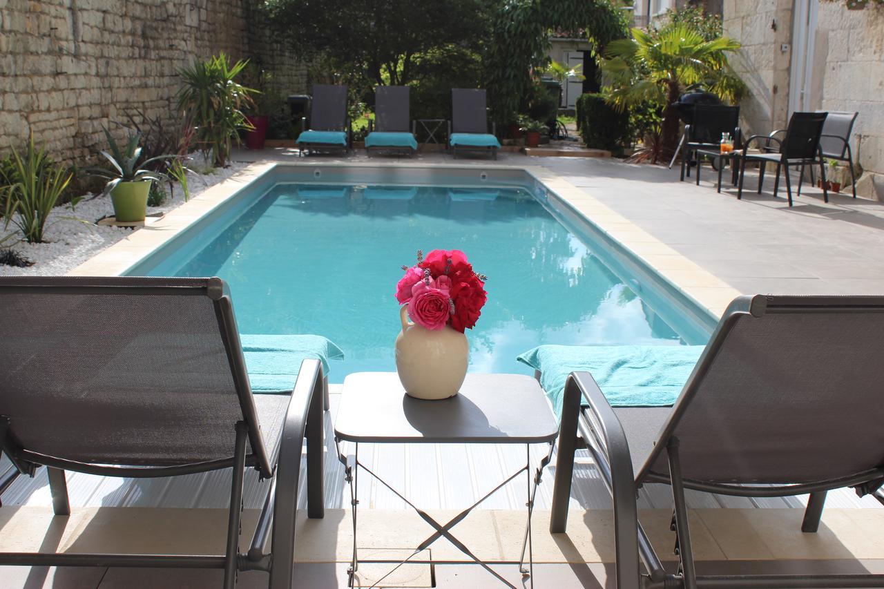 Bed and Breakfast L'Angély Niort Esterno foto