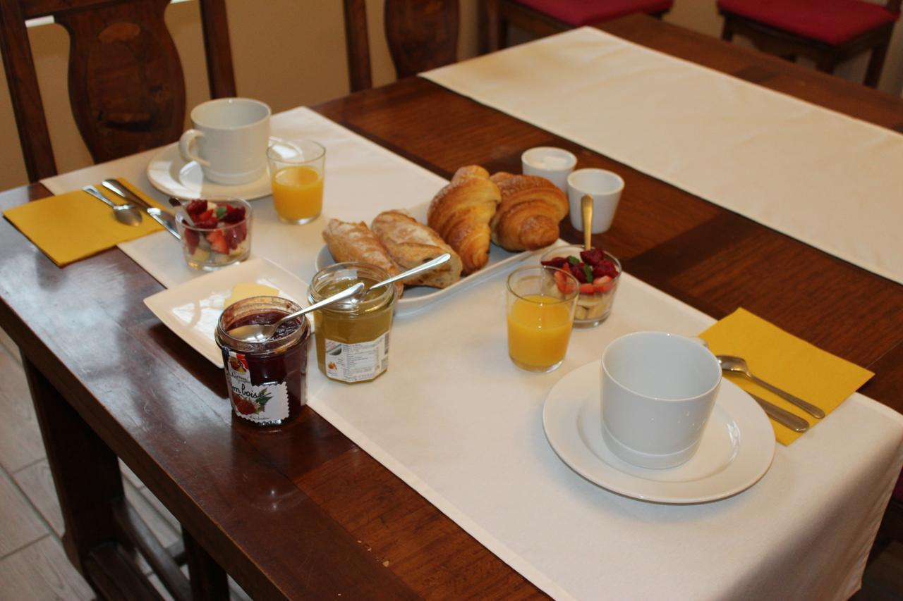 Bed and Breakfast L'Angély Niort Esterno foto