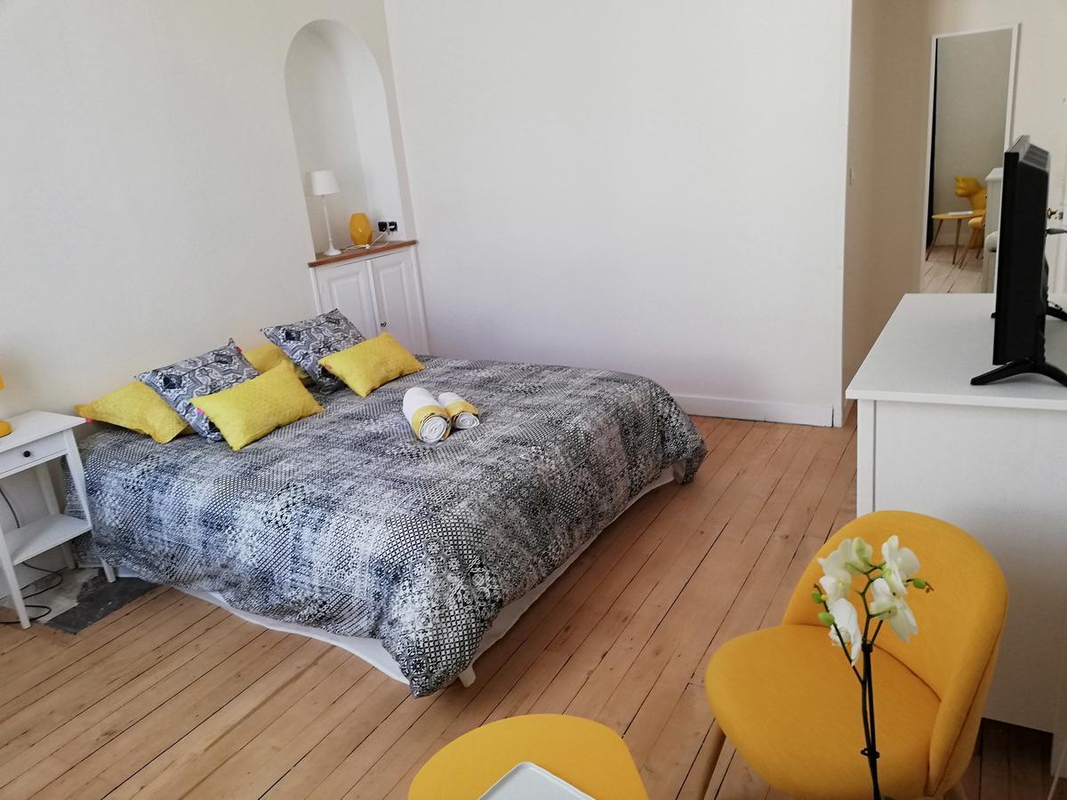 Bed and Breakfast L'Angély Niort Esterno foto