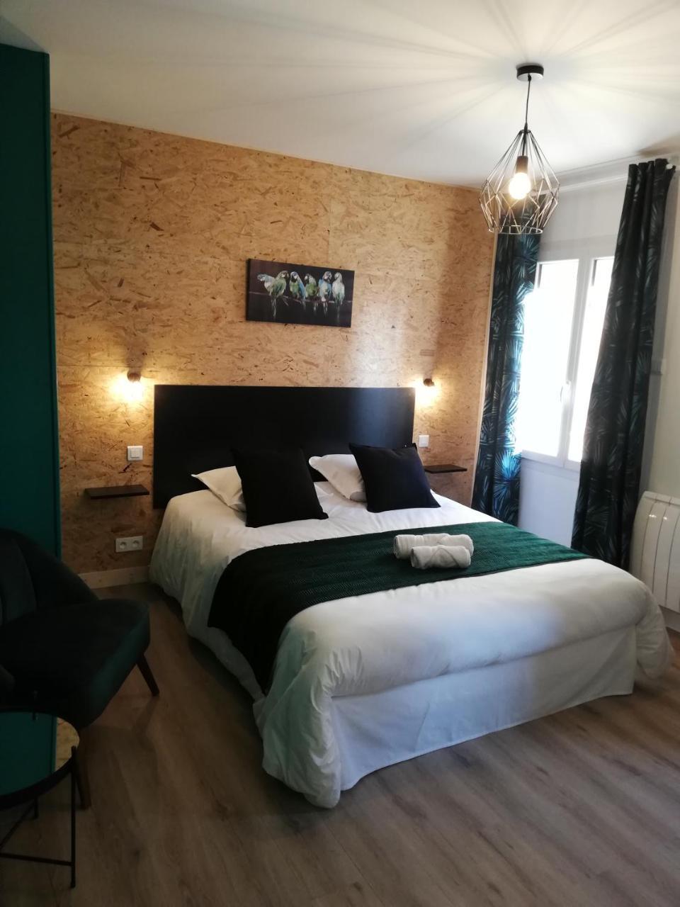 Bed and Breakfast L'Angély Niort Esterno foto